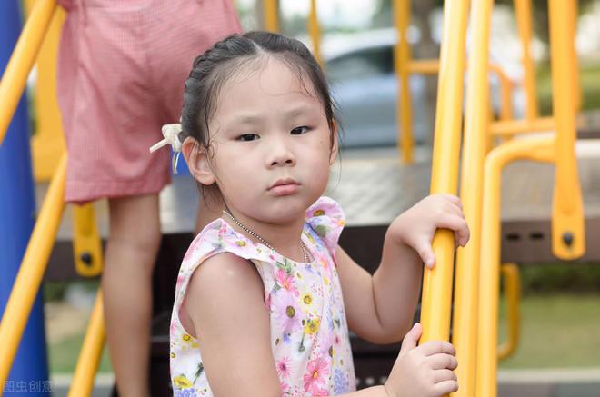 4岁女孩最新情况,4岁女孩最新情况,友谊的种子在心头萌发