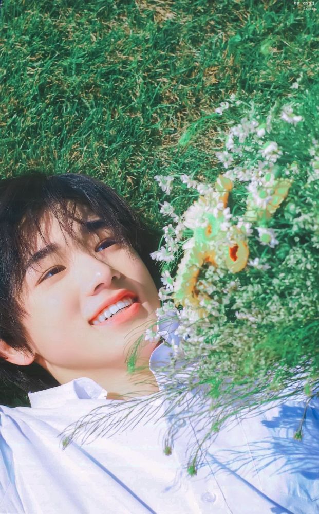 宋亚轩电脑壁纸最新,宋亚轩电脑壁纸最新，科技与艺术的完美融合，重塑数字生活新体验