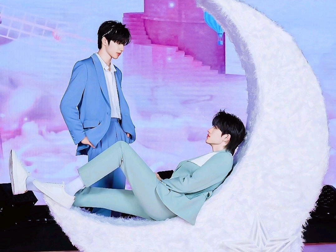 宋亚轩电脑壁纸最新,宋亚轩电脑壁纸最新,科技与艺术的完美融合,重塑数字生活新体验