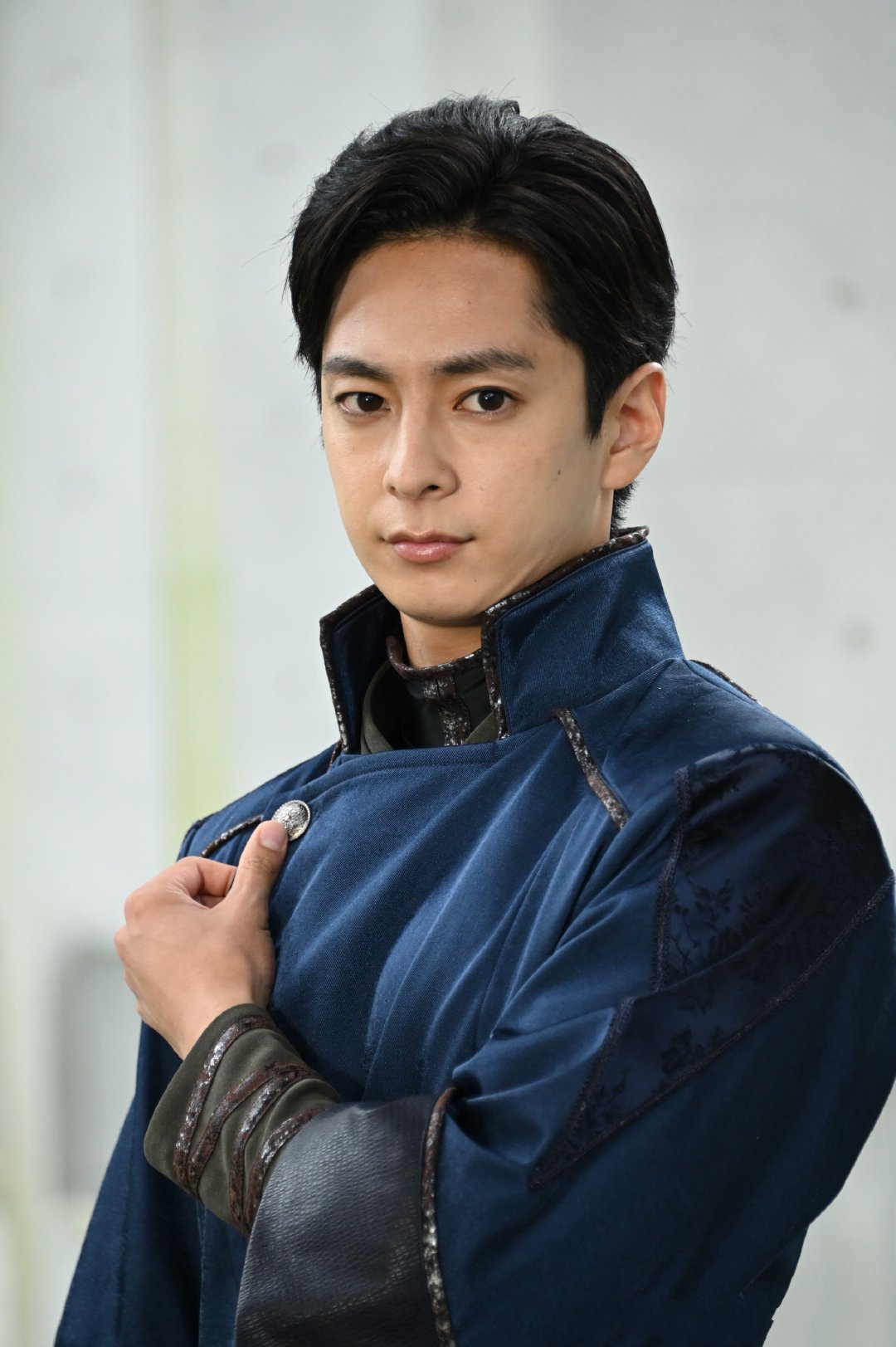 假面骑士演员探寻自然美景之旅，寻找内心的平静之旅