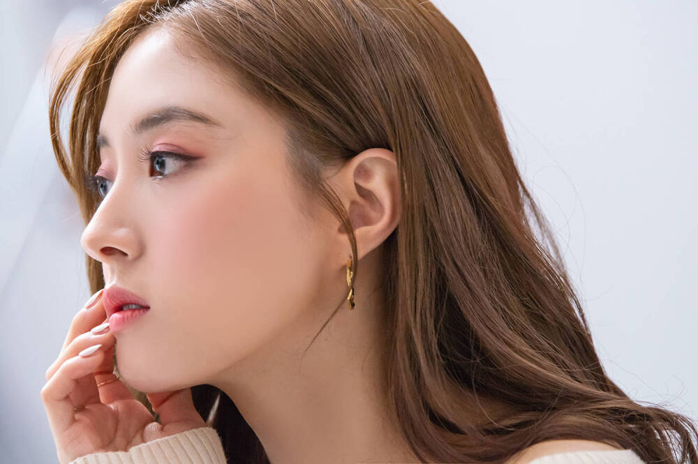 李世英演员，星光璀璨，演技之巅的荣耀之路