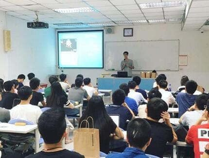 最新后端技术动态,最新后端技术动态与家的温馨故事