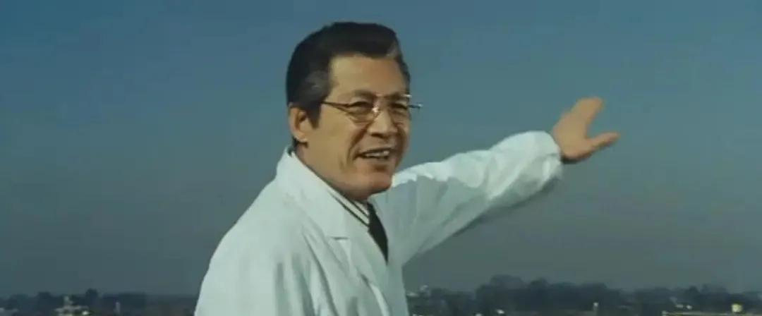 日本电影中的友情与家的温馨片段欣赏