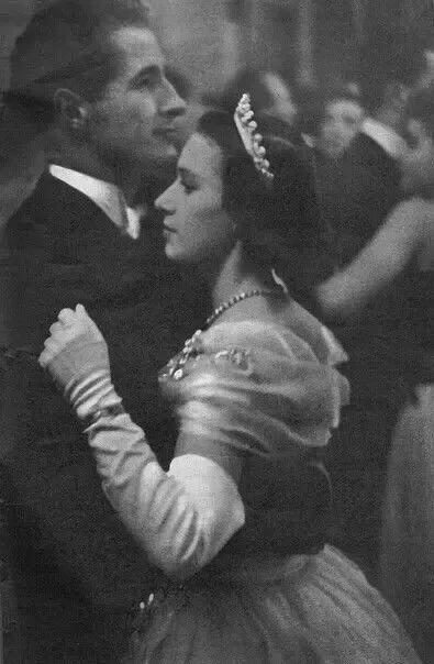 类似罗马假日的电影