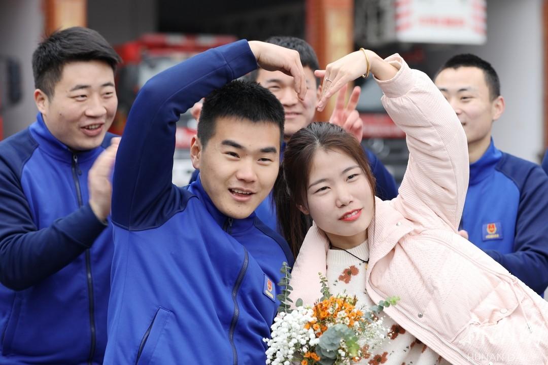 李浩然最新日常分享，城市生活的温馨瞬间