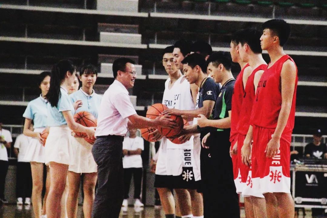 篮球比赛送什么奖品好