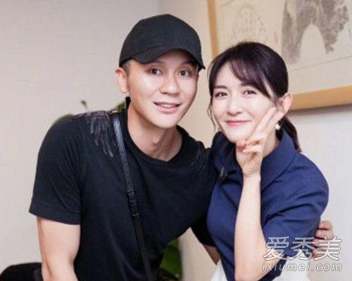 李晨近照亮相科技新品，体验未来生活魅力