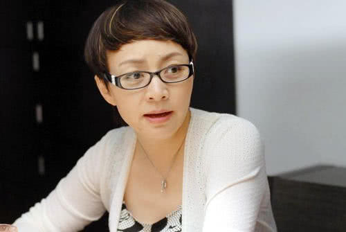 小品美女演员的心灵与自然的奇妙之旅