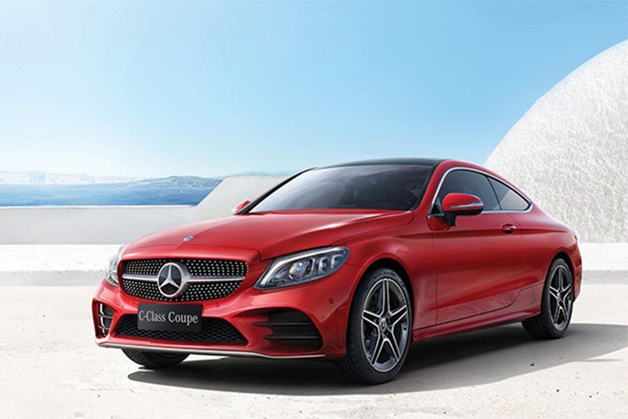 奔驰C级新款上市之旅，温馨日常的故事揭晓时刻